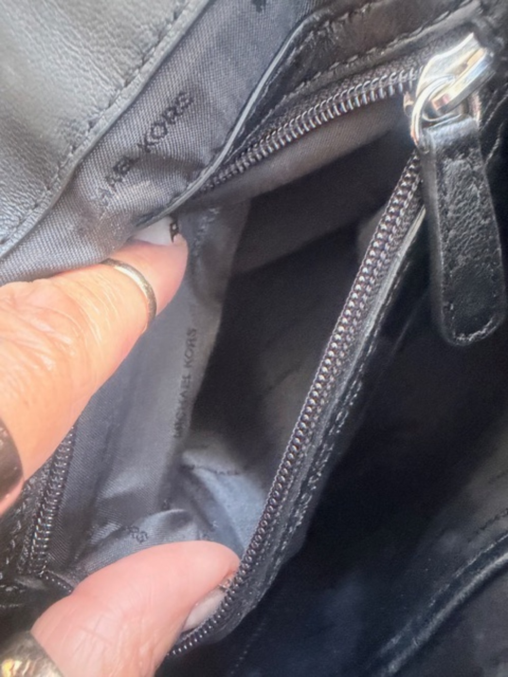 Michael Kors Whitney backpack - Picture 6 of 10